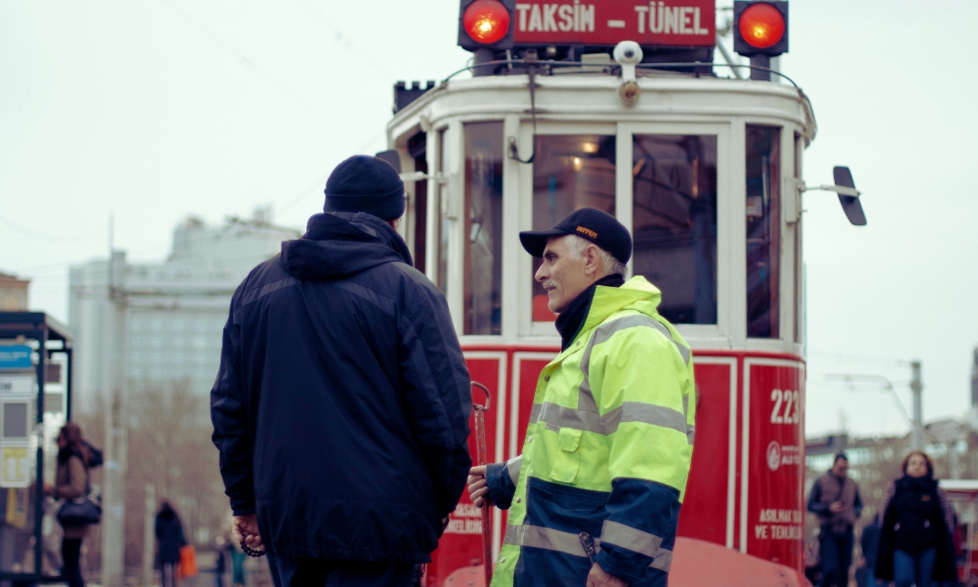 How Do I Become a Transport Manager