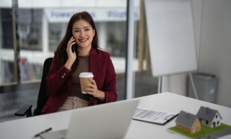 How to Travel Agents Make Money: Breakdown of Commissions and Profit 